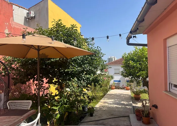 Cantinho Rosas - 500m Away Tatil Evi *